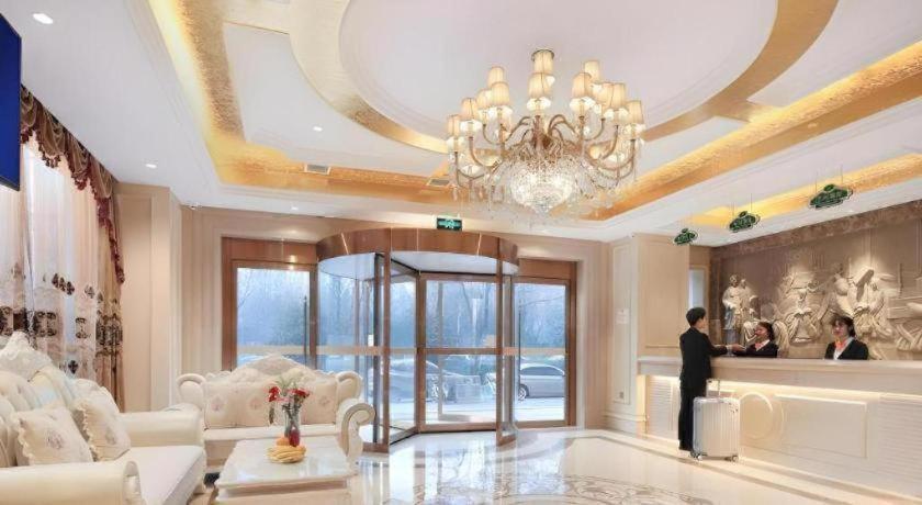 Vienna Hotel Shaanxi Xianyang Huitong China Square Buitenkant foto
